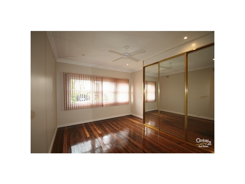 3 MacDonald Cresent, Bexley North NSW 2207