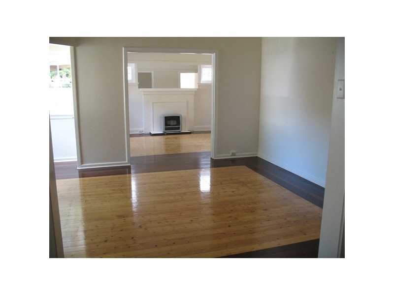 19 KINSEL GROVE, Bexley NSW 2207