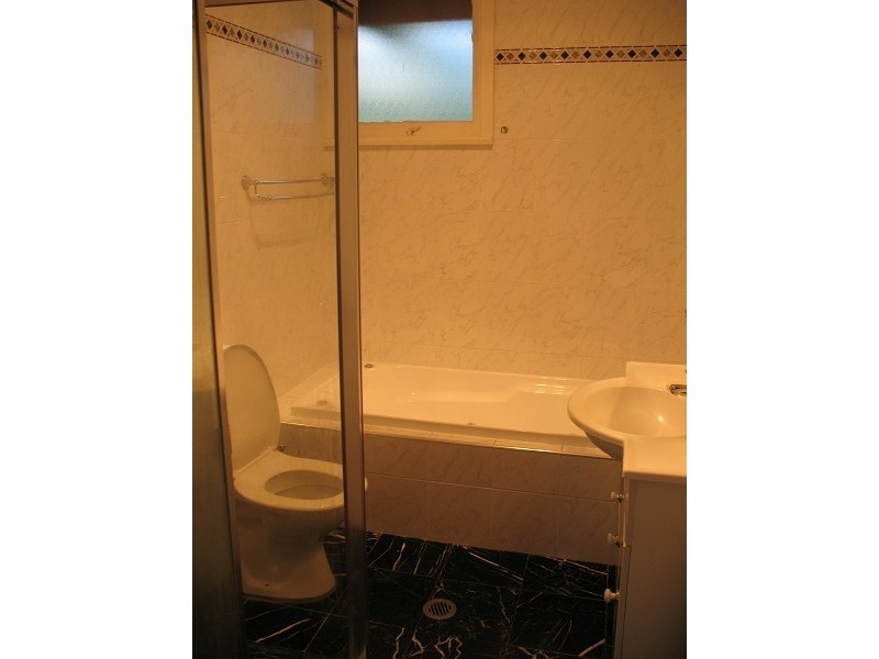 1 Illawong St, Lugarno NSW 2210