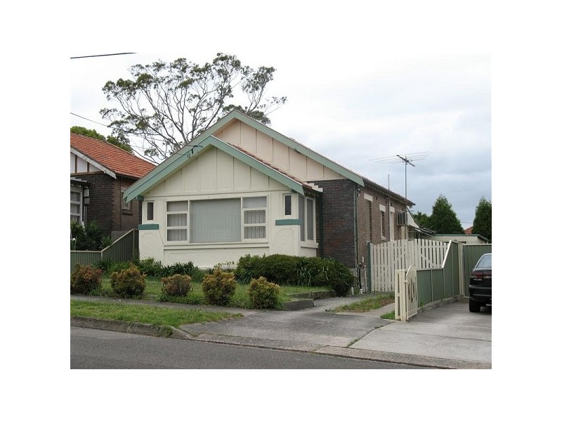 16 Leonora Street, Earlwood NSW 2206