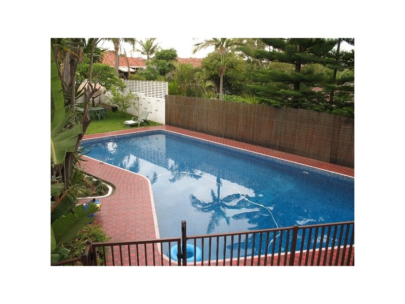 19 Irwin Cres, Bexley North NSW 2207