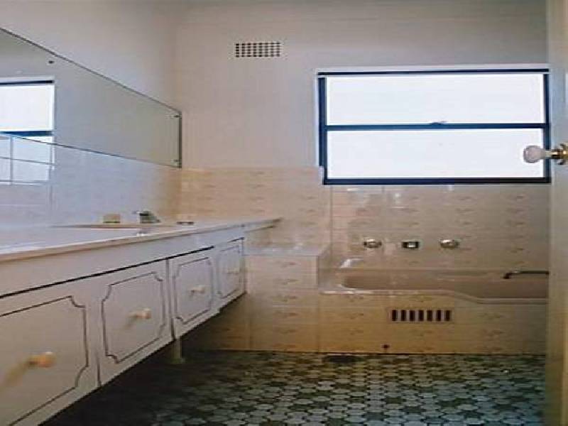 188 Carrington Road, Coogee NSW 2034