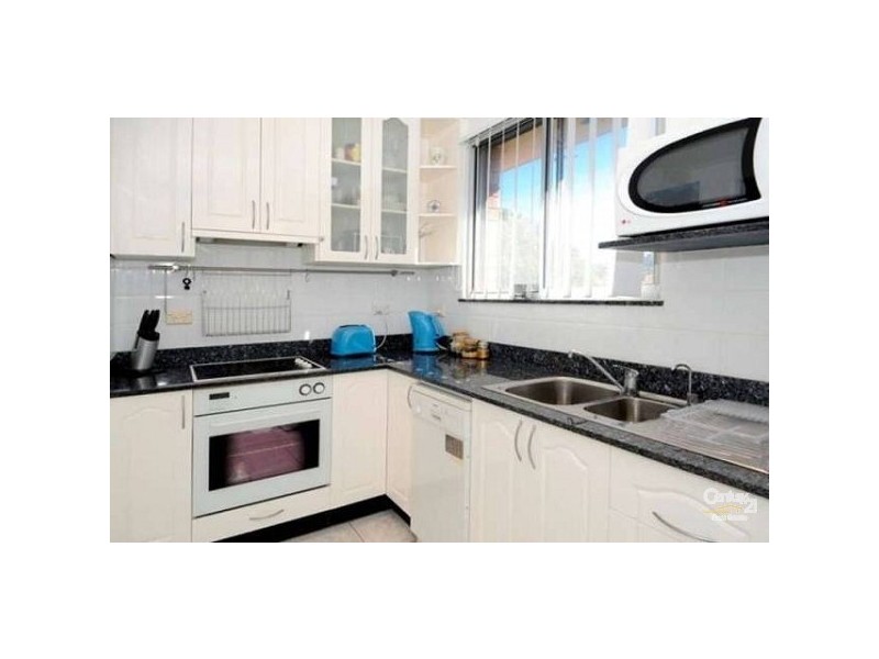 11 Bowral Street, Kensington NSW 2033