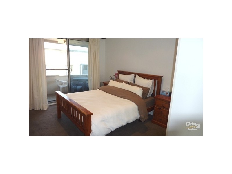 11 Bowral Street, Kensington NSW 2033