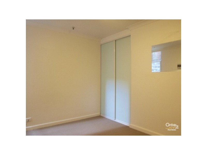 2/25 Hughes Street, Potts Point NSW 2011