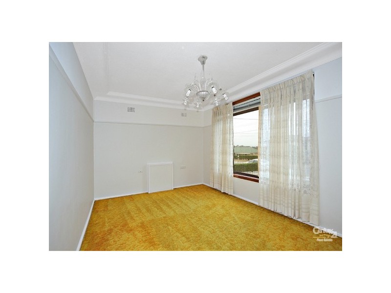 41 Lasseter Avenue, Chifley NSW 2036