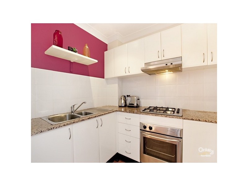 8/2-4 Fenton Avenue, Maroubra NSW 2035