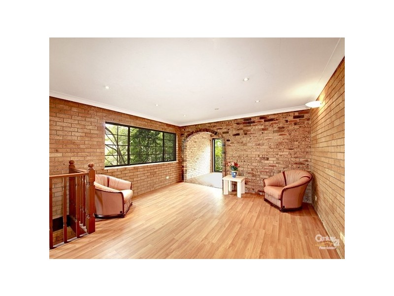 81 Mill Hill Road, Bondi Junction NSW 2022