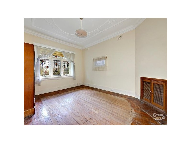 10 Koorinda Avenue, Kensington NSW 2033