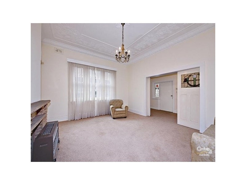 10 Koorinda Avenue, Kensington NSW 2033