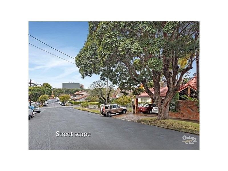 10 Koorinda Avenue, Kensington NSW 2033