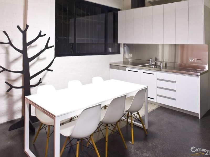 252 Mitchell Road, Alexandria NSW 2015