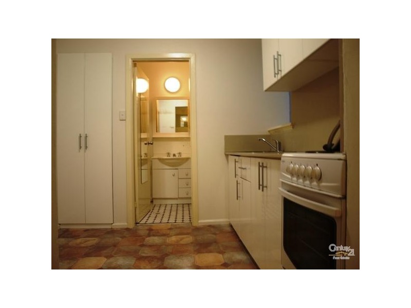 2/25 Hughes Street, Potts Point NSW 2011