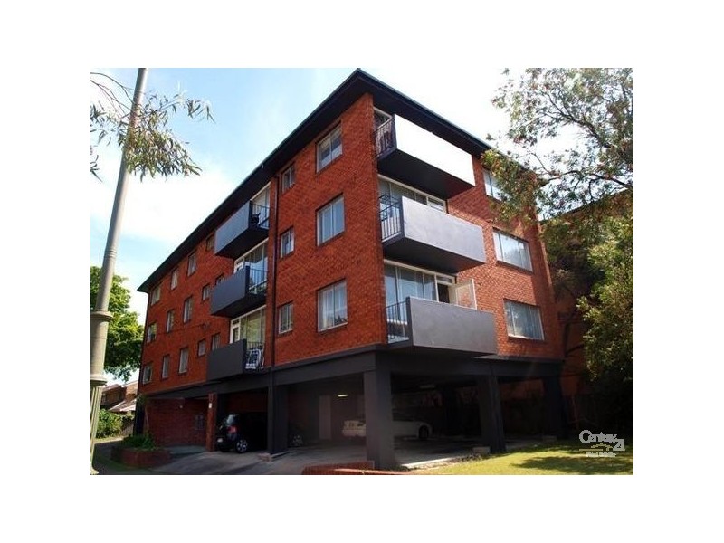 3/2 Addison, Kensington NSW 2033