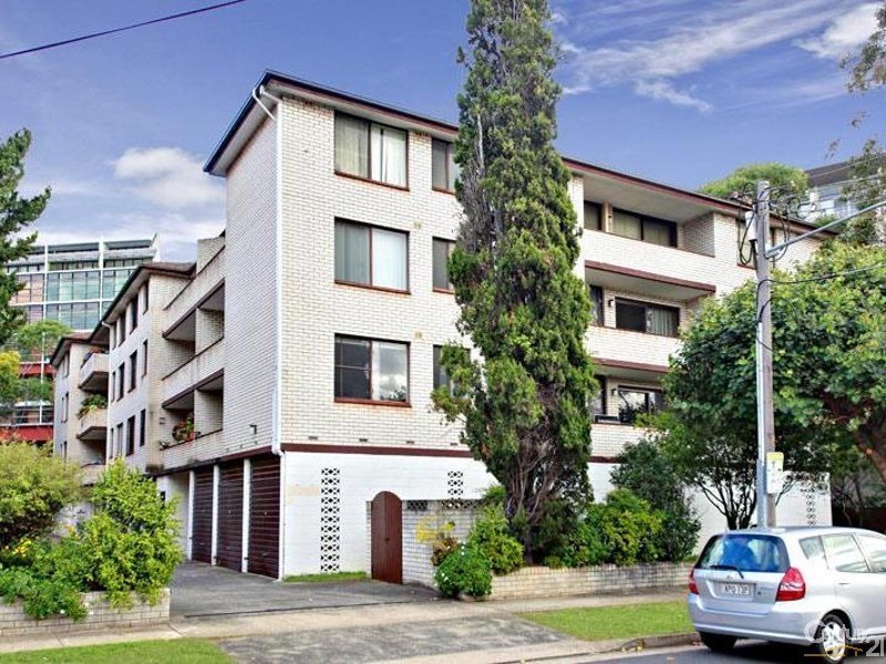 2/4 Darling Street, Kensington NSW 2033