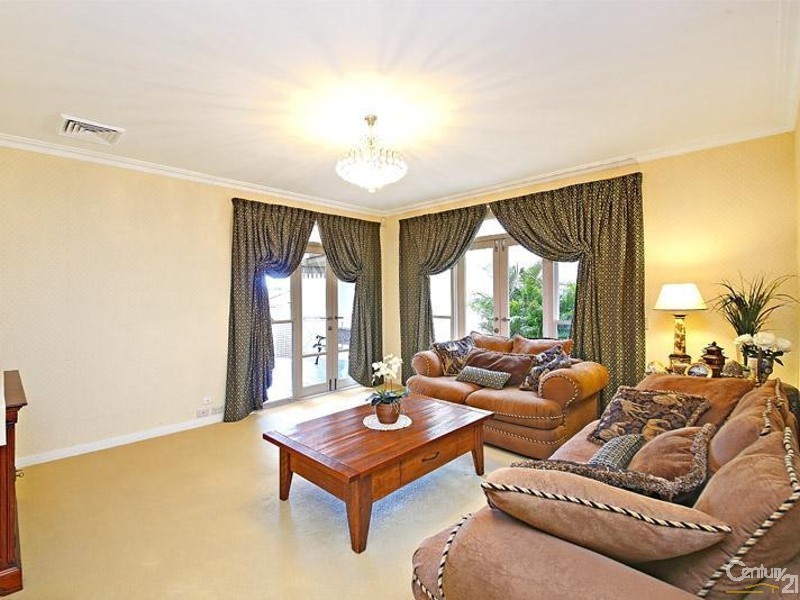 38 Balfour Road, Kensington NSW 2033