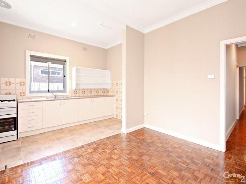 5 Macintosh Street, Mascot NSW 2020