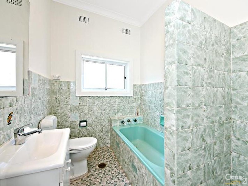 5 Macintosh Street, Mascot NSW 2020