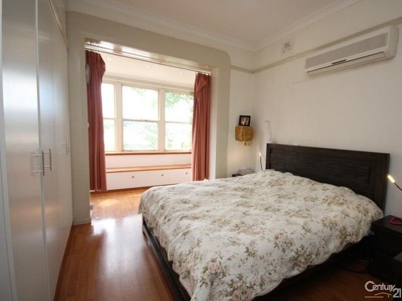 19 Milroy Avenue, Kensington NSW 2033