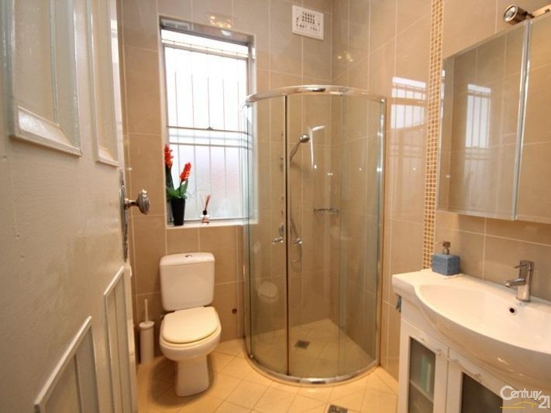 19 Milroy Avenue, Kensington NSW 2033