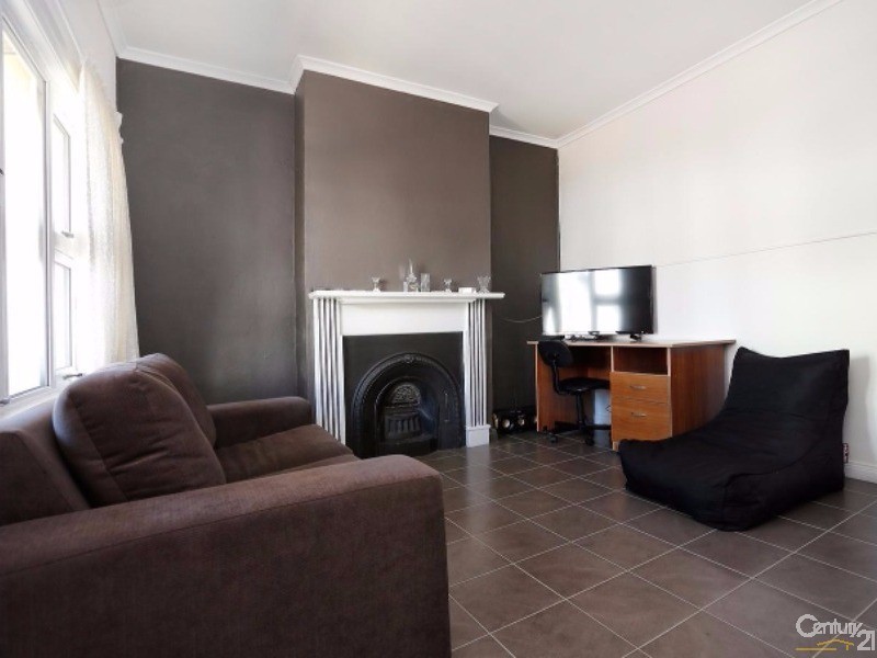 12 Booralee Street, Botany NSW 2019