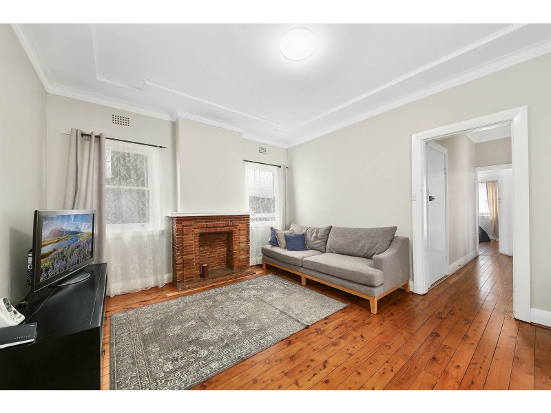 37 Hendy Avenue, Coogee NSW 2034