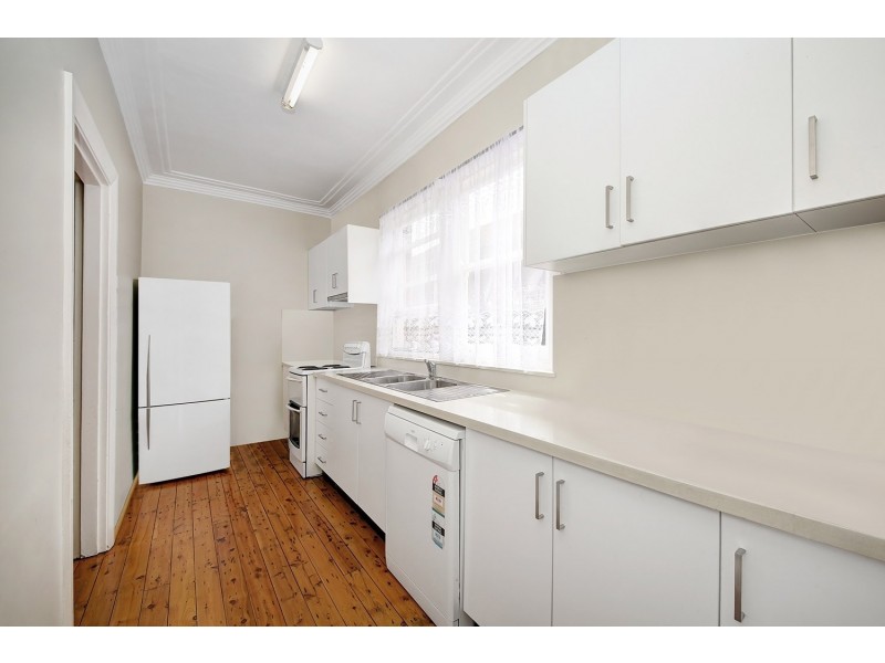 37 Hendy Avenue, Coogee NSW 2034