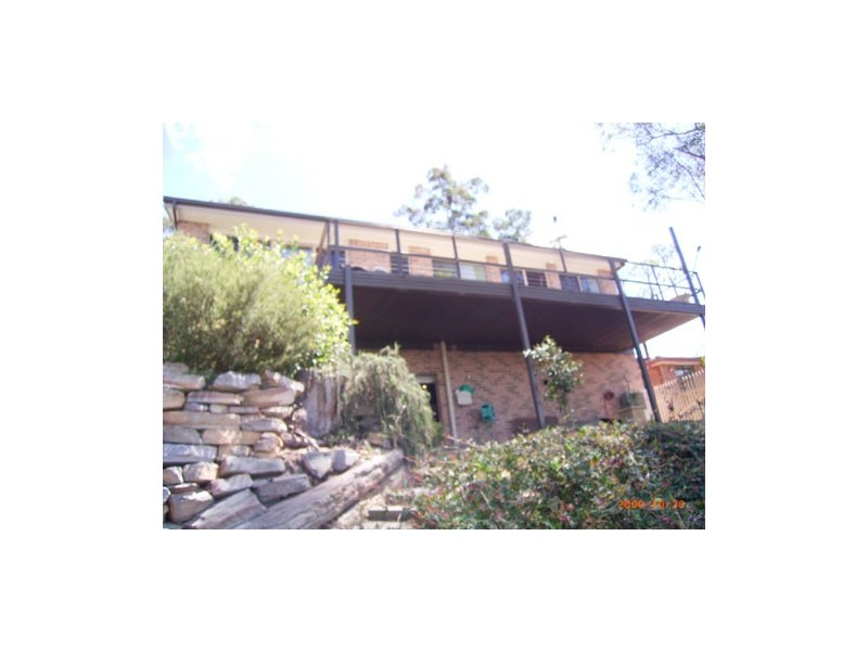 63 Booker Road, Hawkesbury Heights NSW 2777