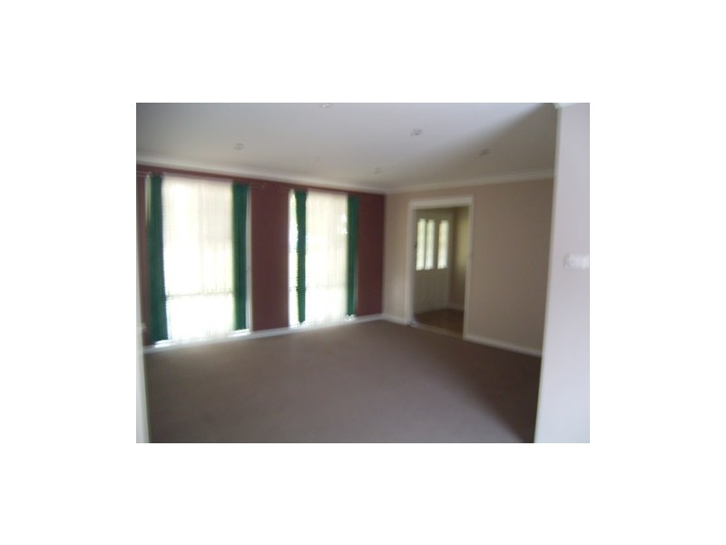 21 Fairway Avenue, Springwood NSW 2777