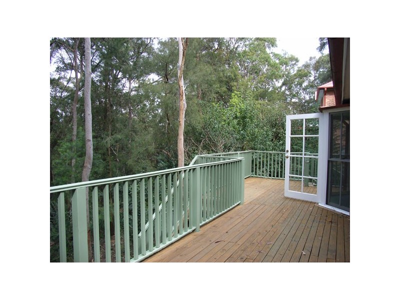 27 Springwood Avenue, Springwood NSW 2777