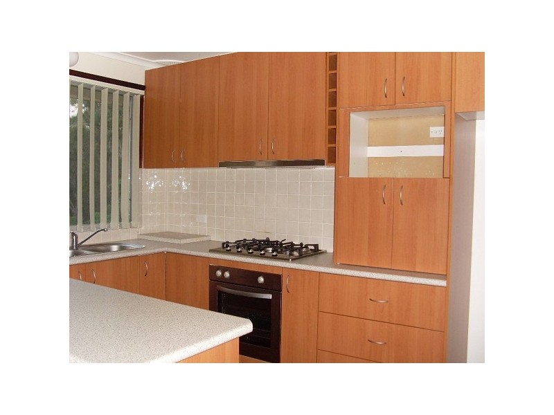 16 Moore Crescent, Faulconbridge NSW 2776