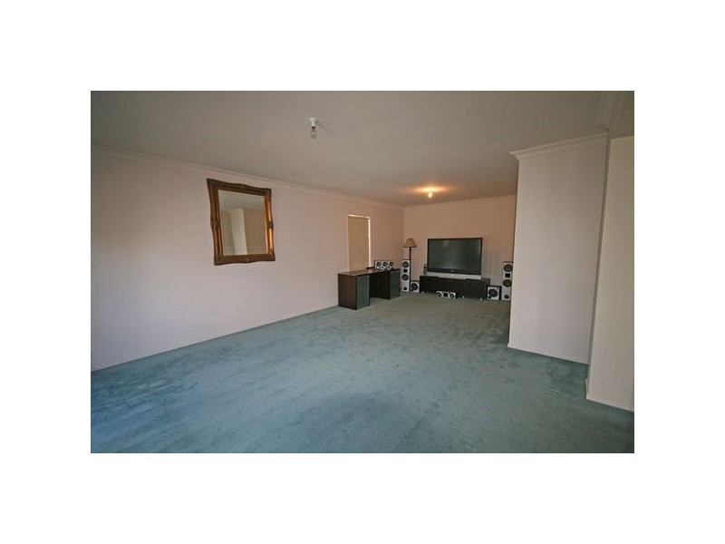 27 Meeks Cres, Faulconbridge NSW 2776