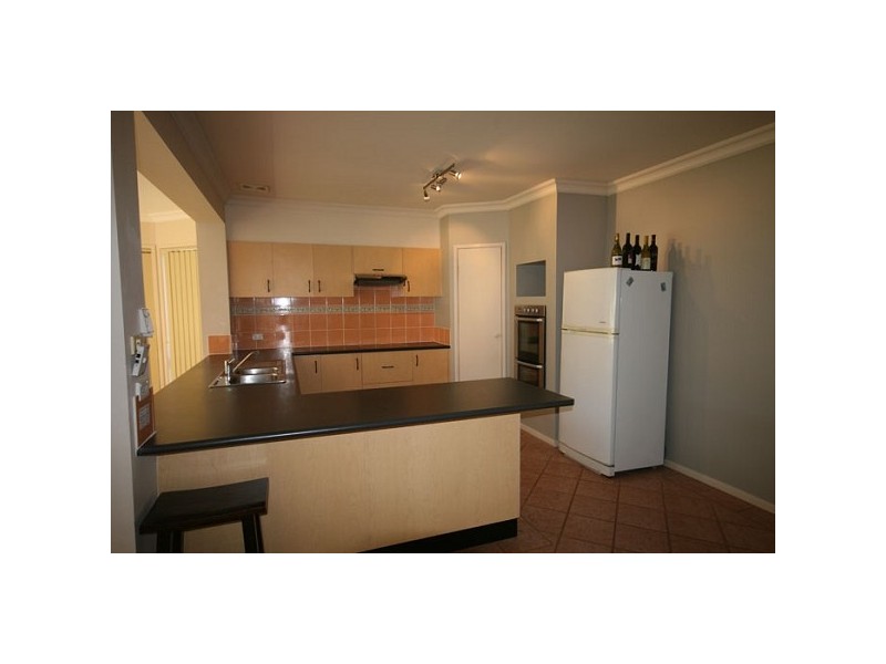 27 Meeks Cres, Faulconbridge NSW 2776
