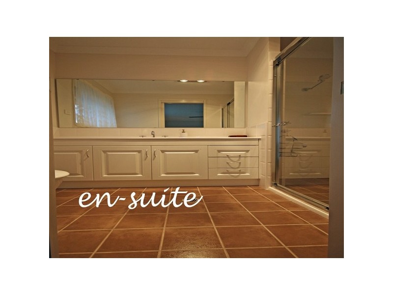 1B Woodbury St, Woodford NSW 2778