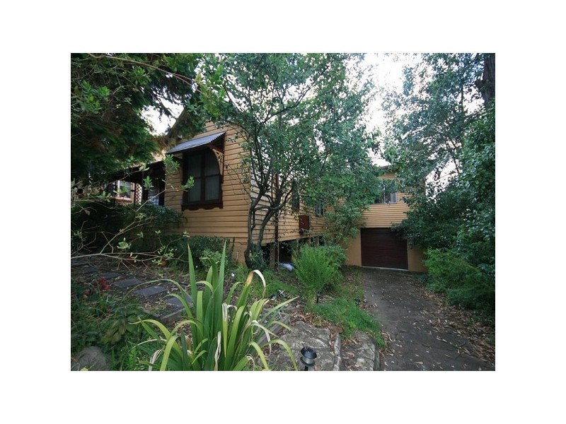 36 Valley Road, Springwood NSW 2777