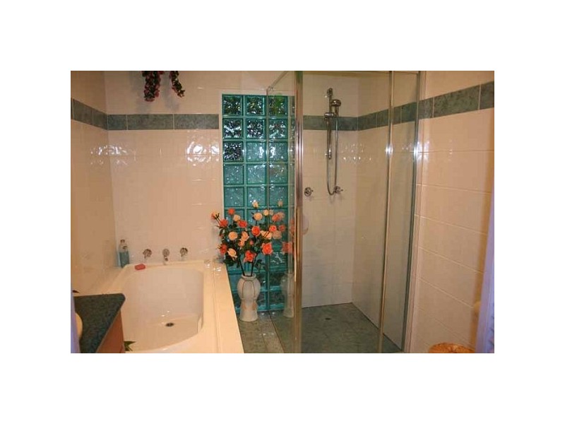 373 Hawkesbury RD, Winmalee NSW 2777