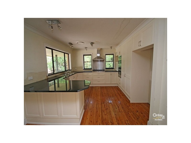 203 Hawkesbury Rd, Winmalee NSW 2777