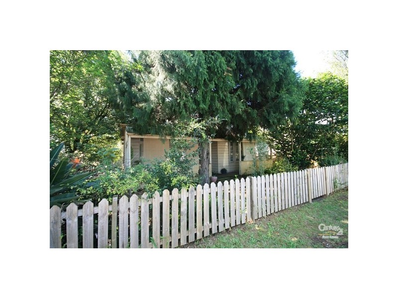 3 Station St, Springwood NSW 2777