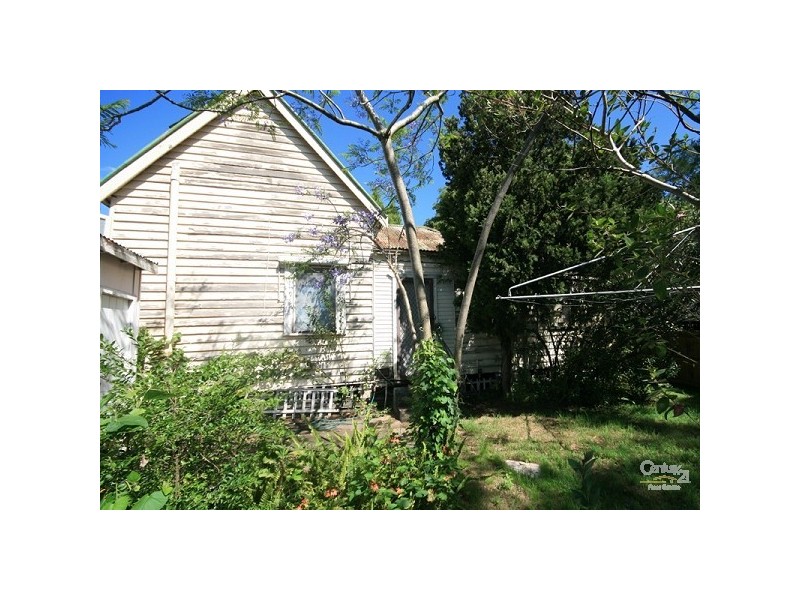 3 Station St, Springwood NSW 2777