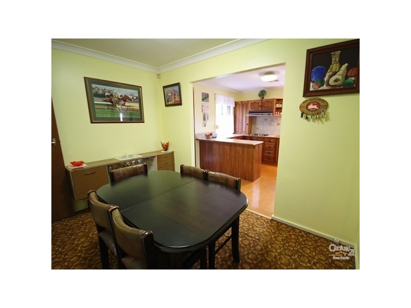 8 Grahame St, Blaxland NSW 2774
