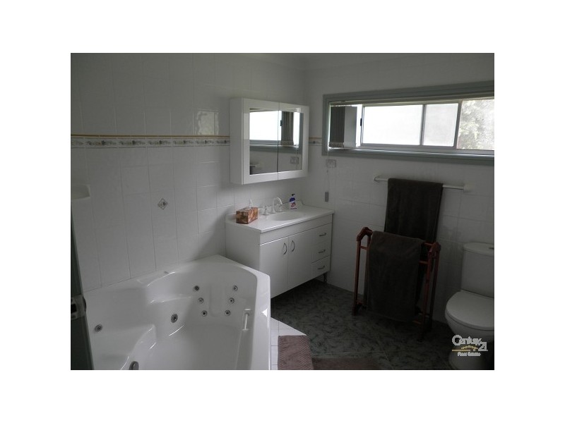 10 Shelton Avenue Winmalee, Winmalee NSW 2777