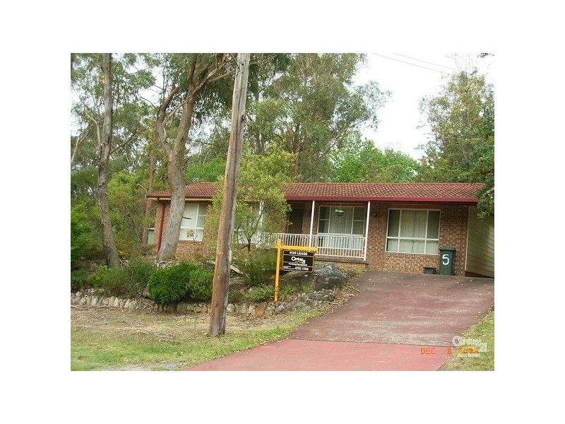 5 LInksview Road, Springwood NSW 2777