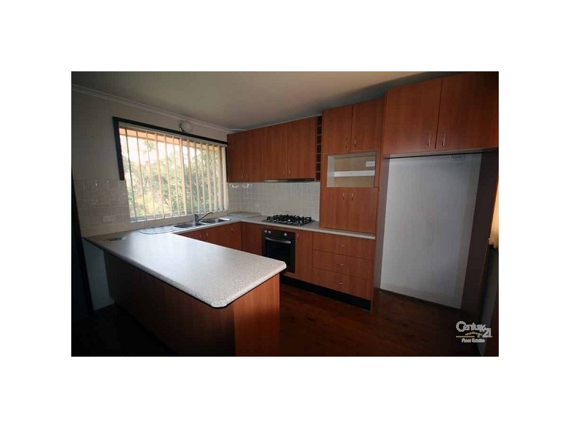 16 Moore Crescent, Faulconbridge NSW 2776