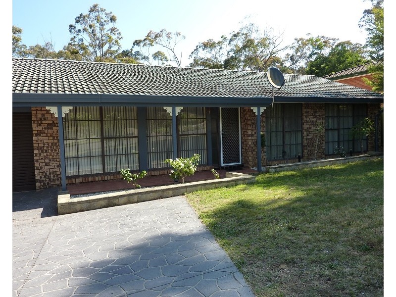 28 Derain Crescent, Hazelbrook NSW 2779