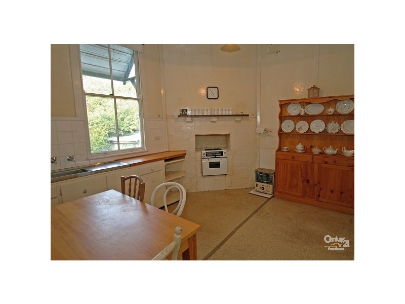 14 Bee Farm Road, Springwood NSW 2777