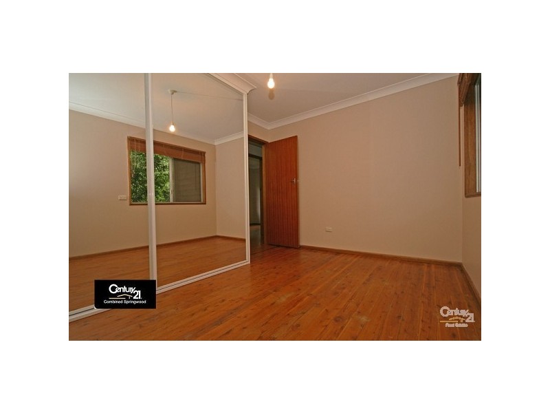 63 Raymond Rd, Springwood NSW 2777