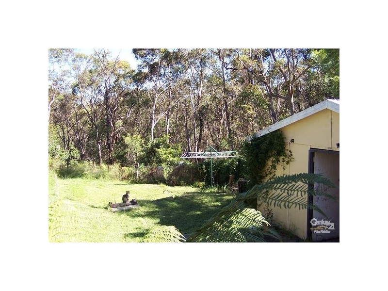 90 St Georges Crescent, Faulconbridge NSW 2776