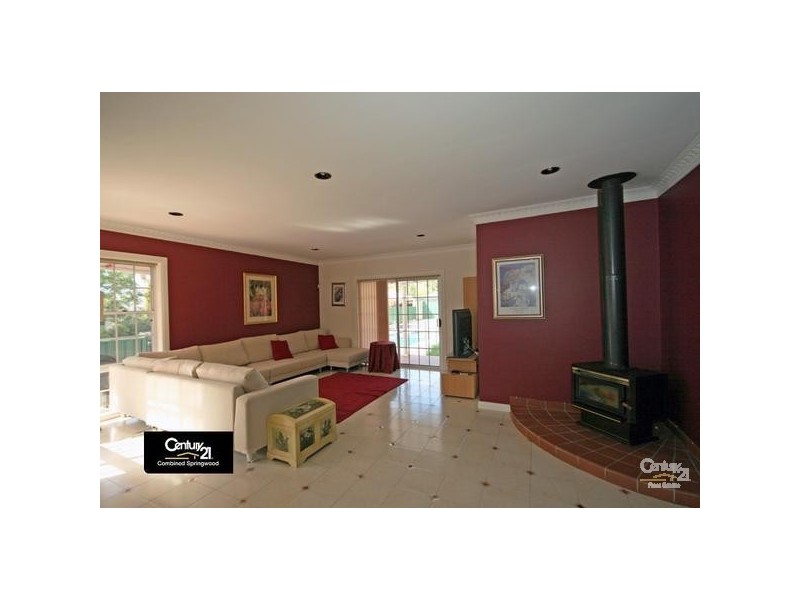 6 Summer Road, Faulconbridge NSW 2776