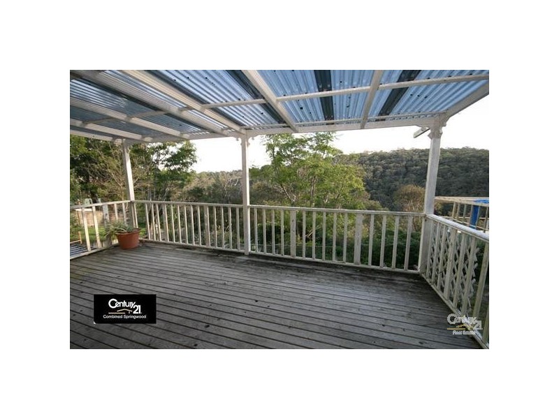 32 Parkes Cres, Faulconbridge NSW 2776