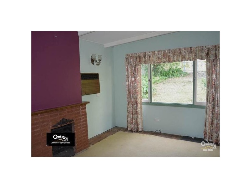 32 Parkes Cres, Faulconbridge NSW 2776